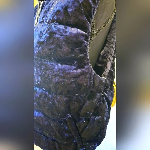 CALVIN KLEIN Performance Crushed Velvet Purple Puffer Vest sz L - Picture 6 of 8